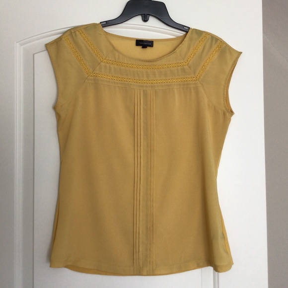 The Limited Yellow Mixed Media Cap Sleeves Tee Size M - Picture 1 of 3